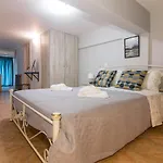 Loft Renovated Flat 5\' From The Old Town Corfu