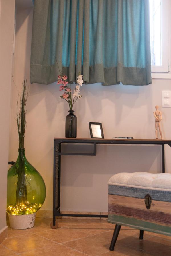 Loft Renovated Flat 5' From The Old Town Corfu