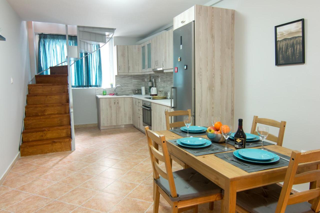 Loft Renovated Flat 5' From The Old Town Corfu *